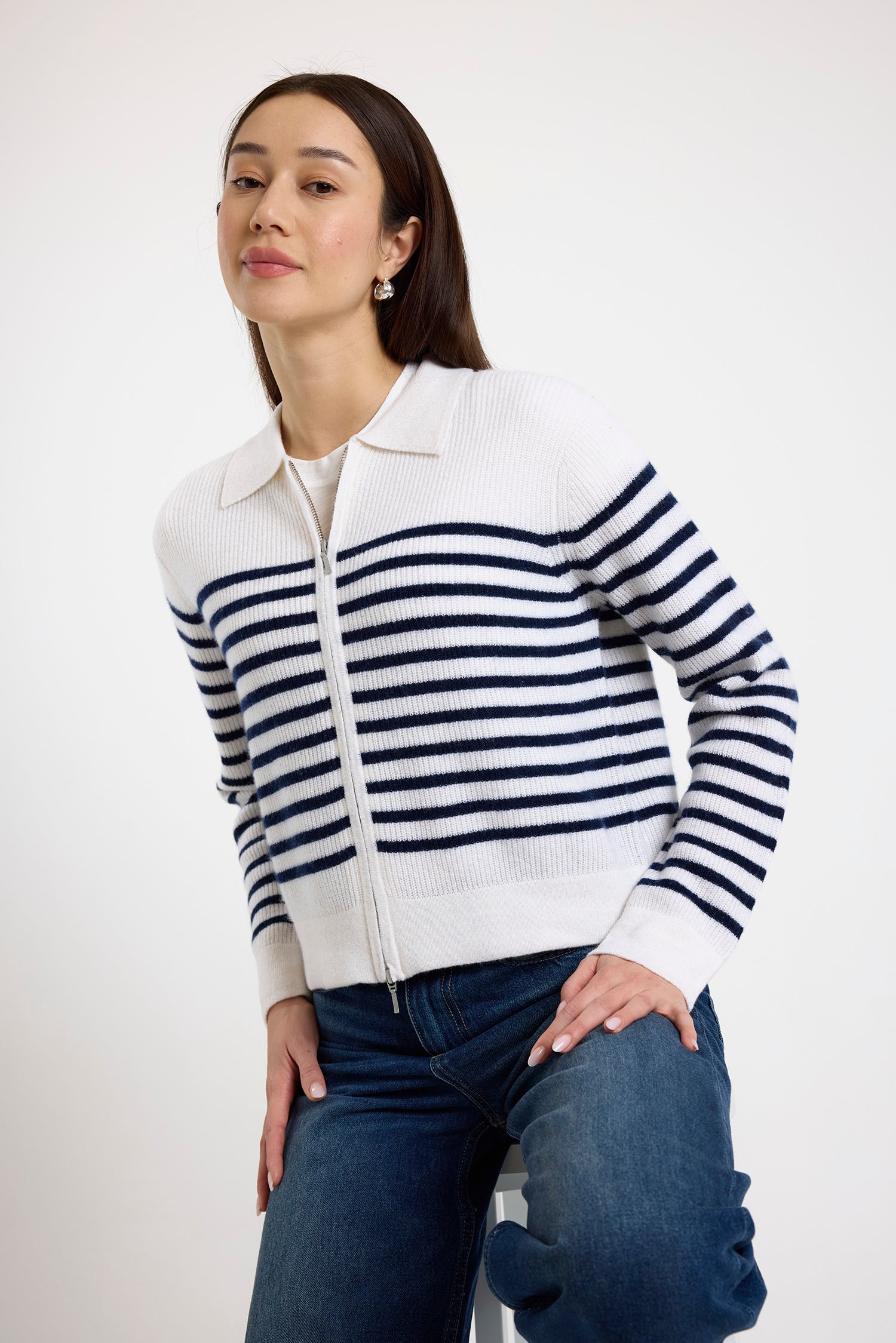 Brodie Cashmere Kate Bretton Jacket Organic White/Navy