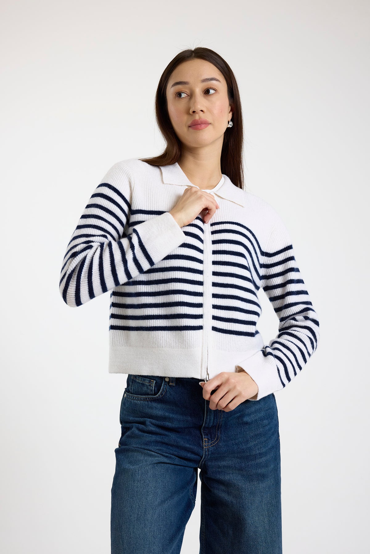 Brodie Cashmere Kate Bretton Jacket Organic White/Navy