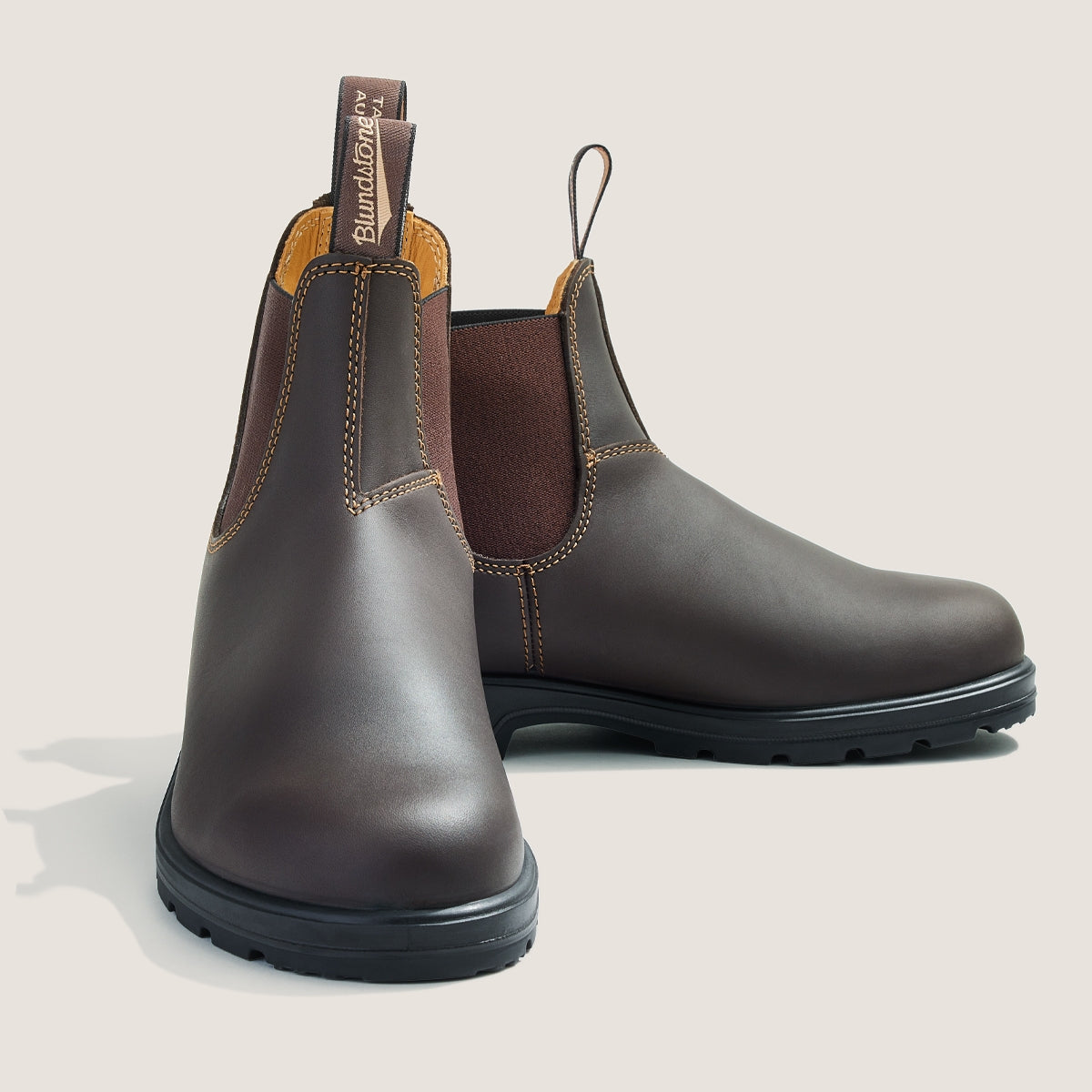 靴 Blundstone 550 WALNUT Blundstone Classic 550 In Chelsea Boots Walnut Brown