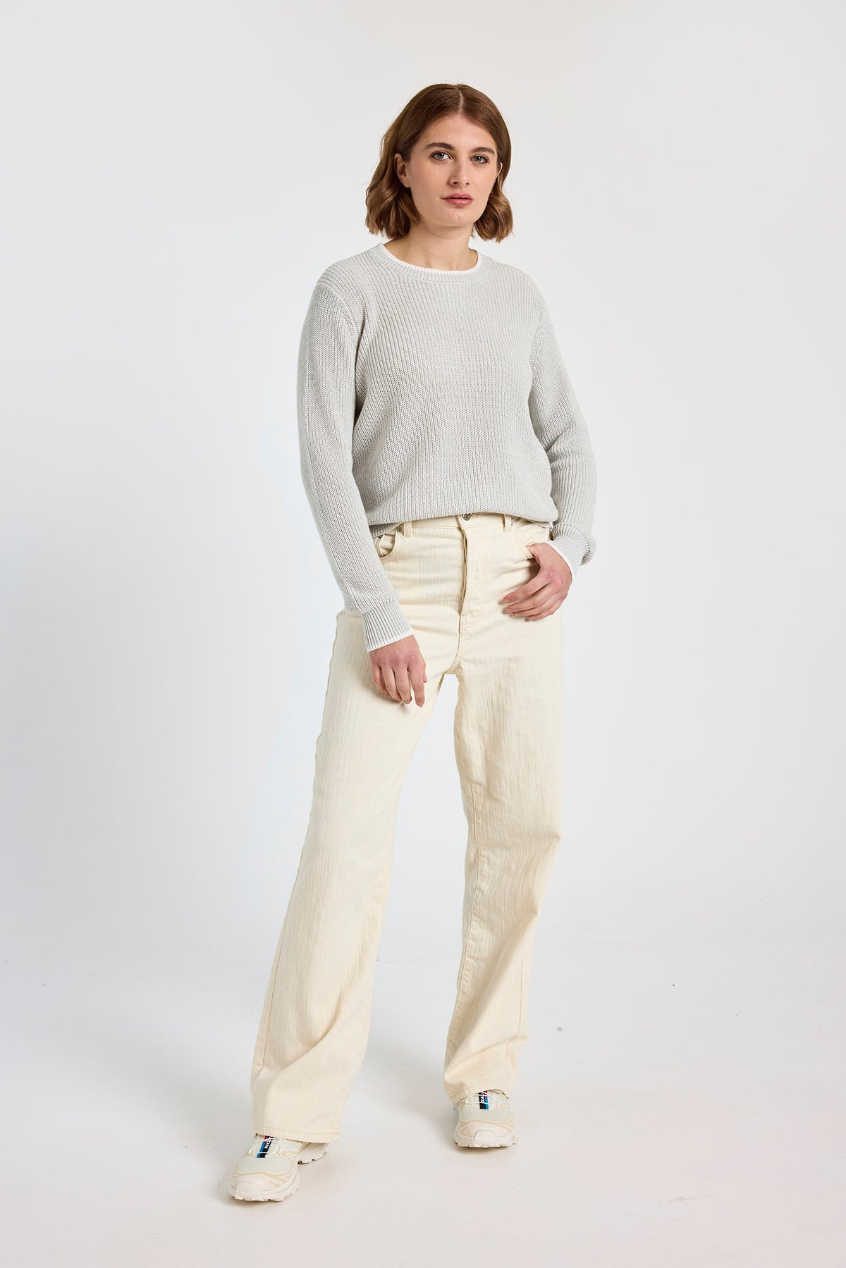 Brodie Wispr Taylor Twist Yarn Crewneck Sweater Dove