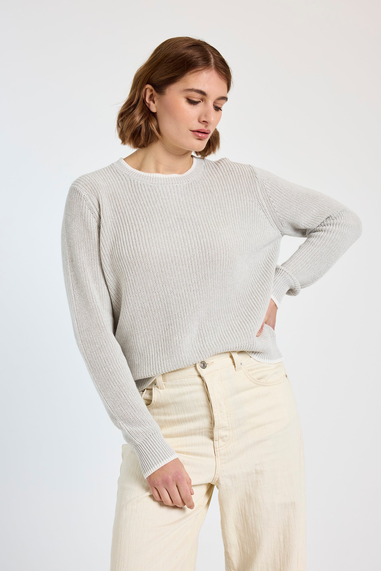 Brodie Wispr Taylor Twist Yarn Crewneck Sweater Dove
