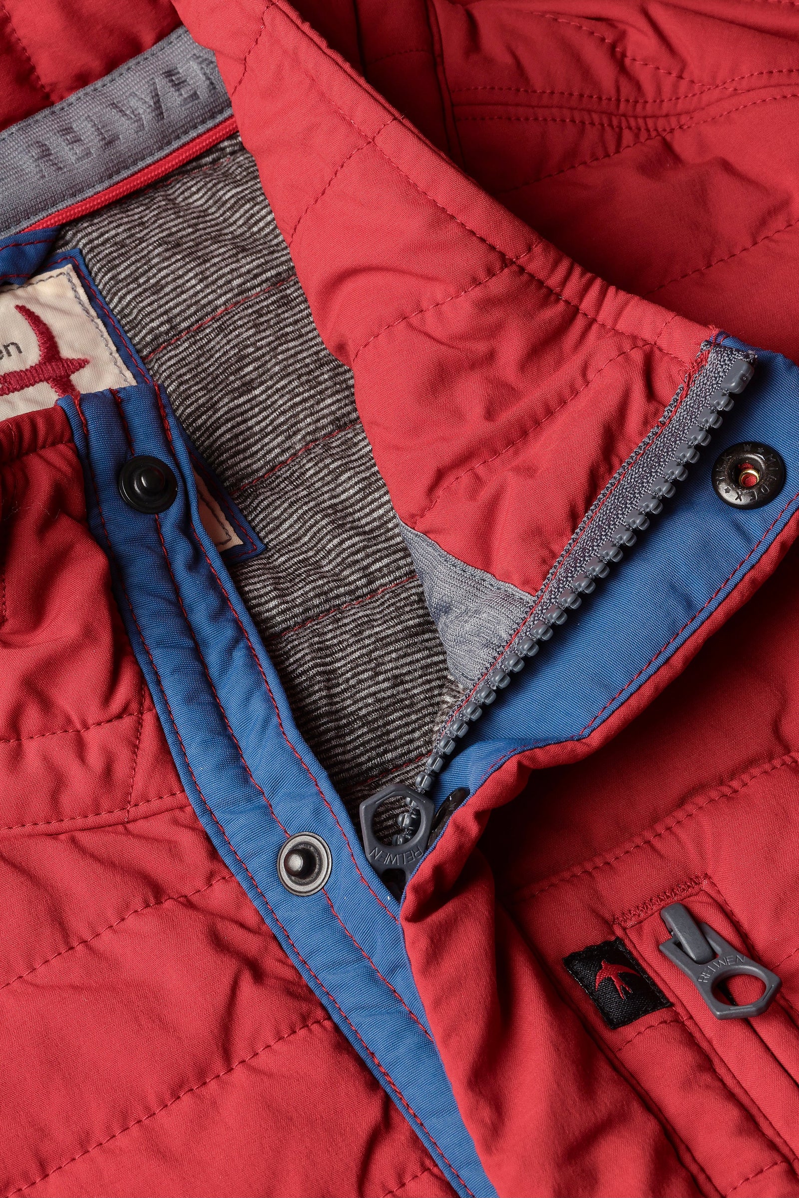 Relwen - Windzip Vest - Cardinal Red