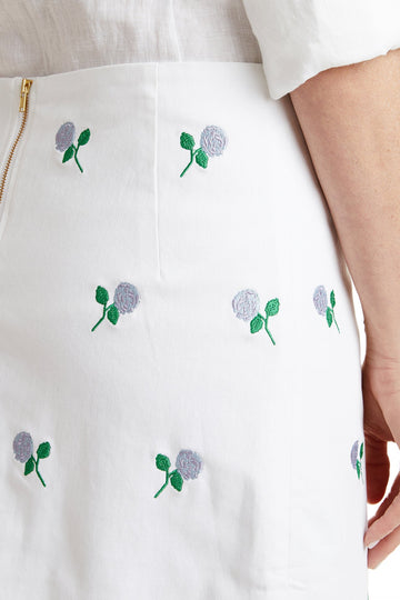 Castaway Ali Skirt Stretch Twill White w/ Hydrangea